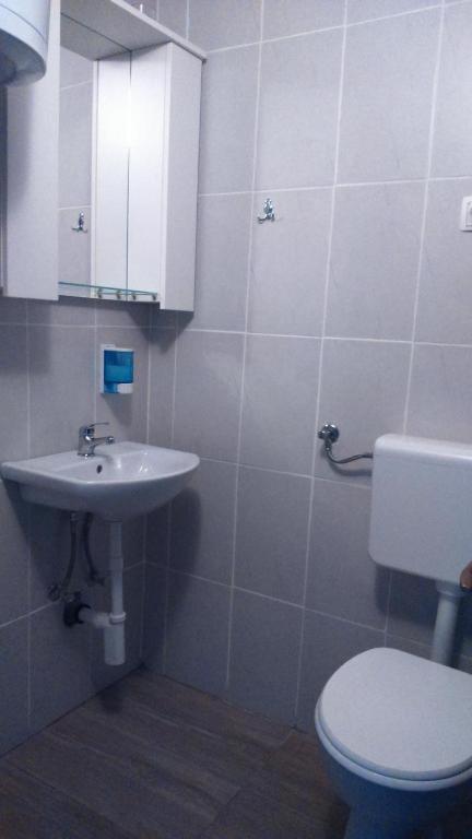 Apartments Ninske Vodice Bilik gambar