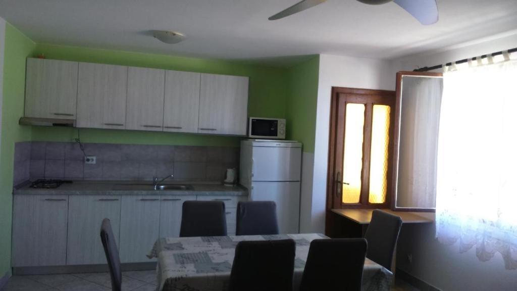 Apartments Ninske Vodice Bilik gambar