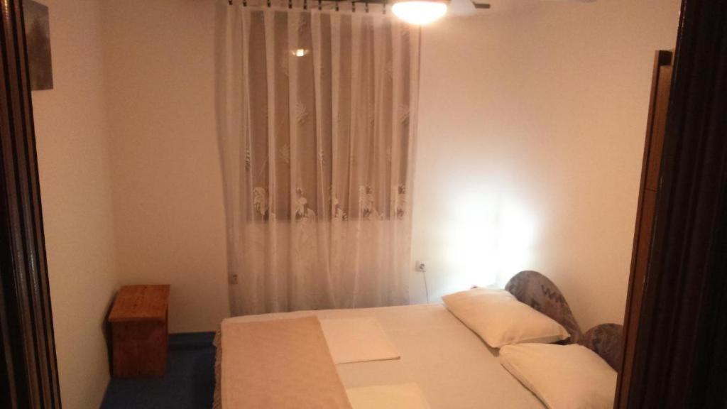 Apartments Ninske Vodice Bilik gambar