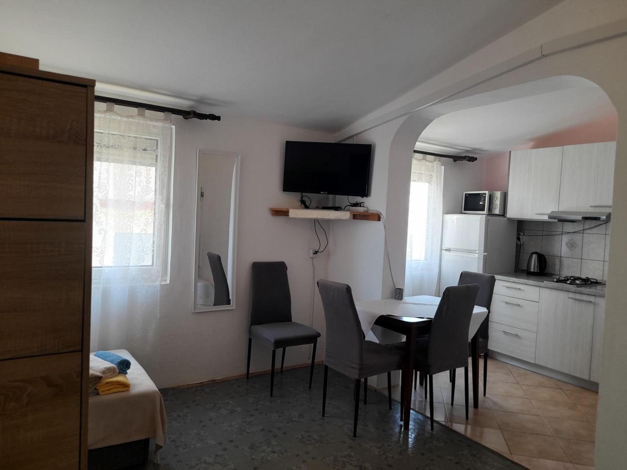 Apartments Ninske Vodice Bilik gambar